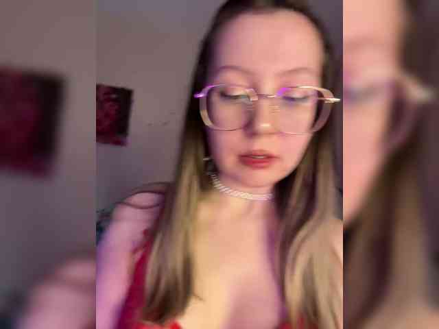 henby-streams Live Webcam on BongaCams