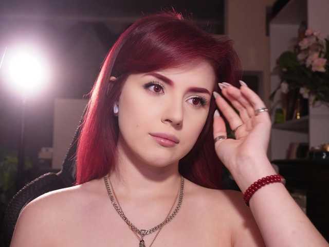 Slutty ChristieWade wants you to fuck her body now ChristieWade from BongaCams