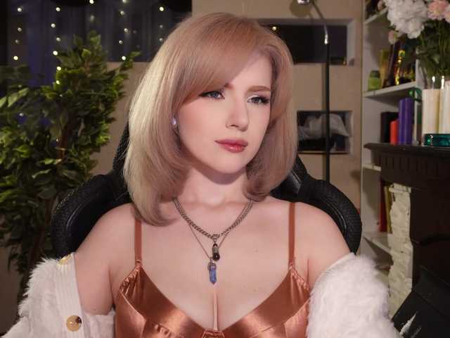 ChristieWade's BongaCams show and profile