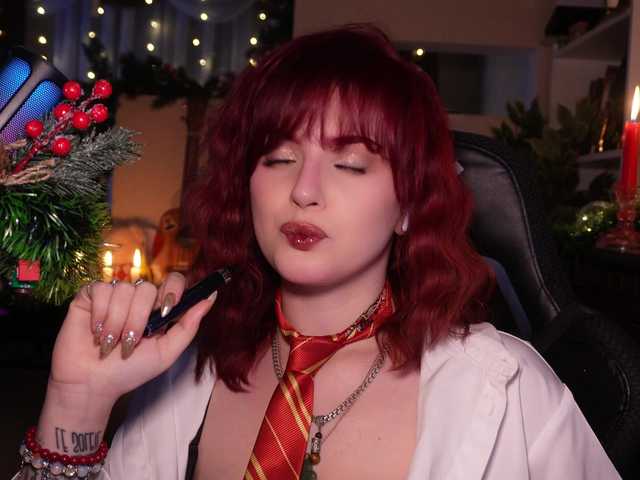 ChristieWade's BongaCams show and profile