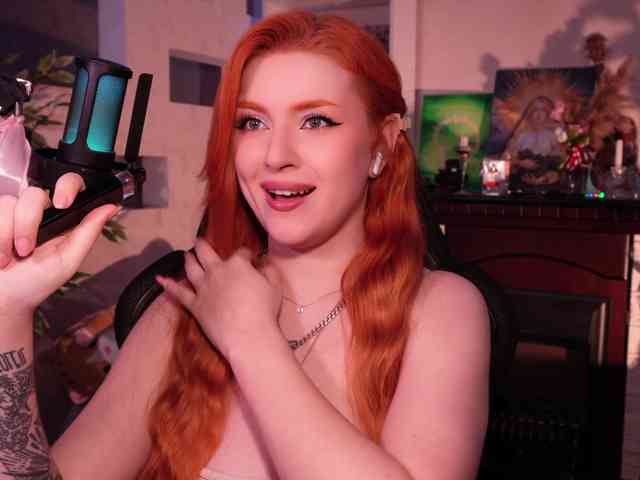 chat on live ChristieWade
