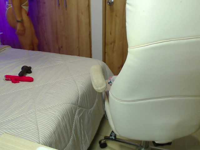  neereaa chat room