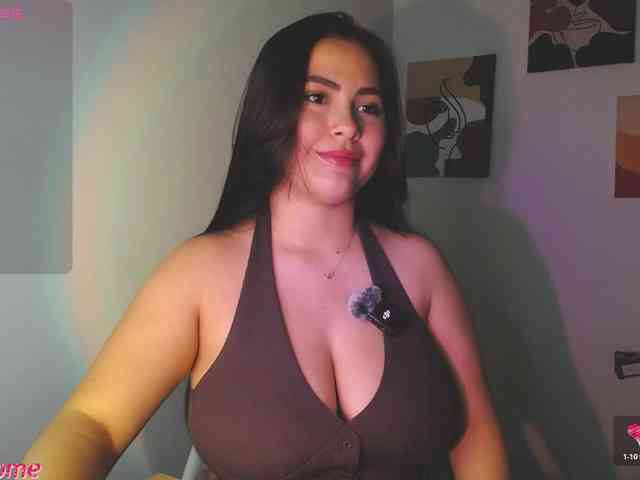 Zoebolton1 webcam