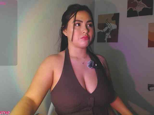 Zoebolton1 webcam