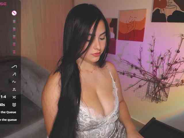 Zoebolton1 webcam