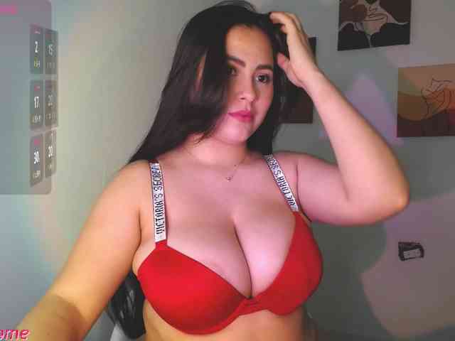 Zoebolton1 webcam