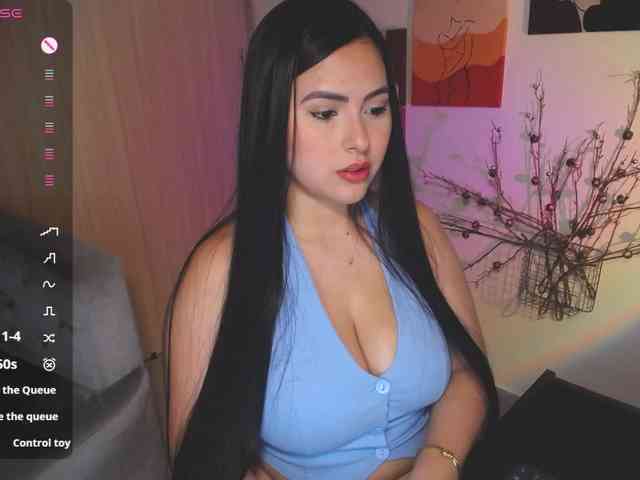 Zoebolton1 webcam