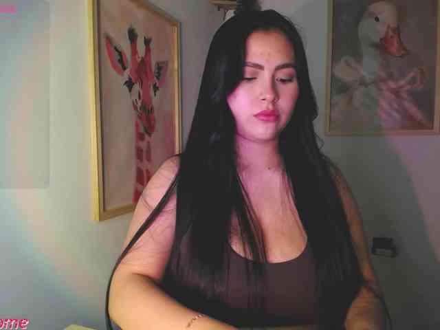 Zoebolton1 webcam