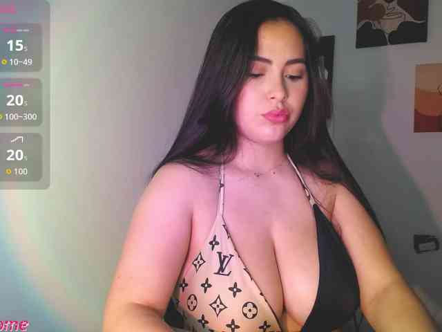 Zoebolton1 webcam