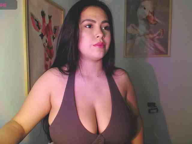 Zoebolton1 webcam
