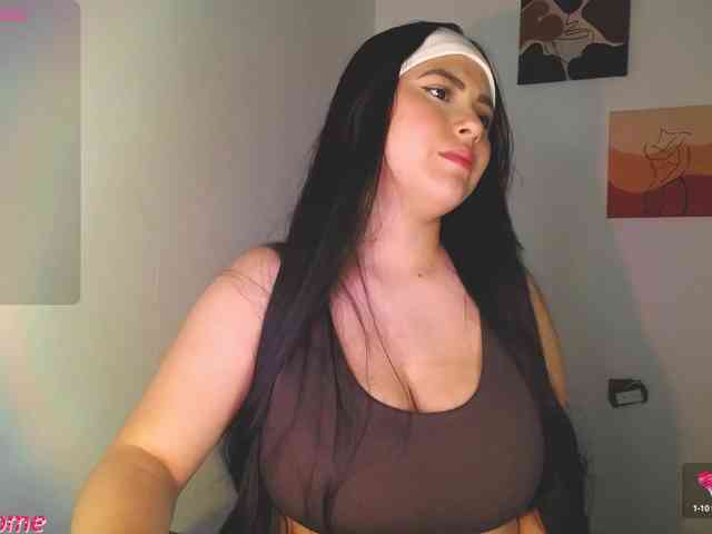 Zoebolton1