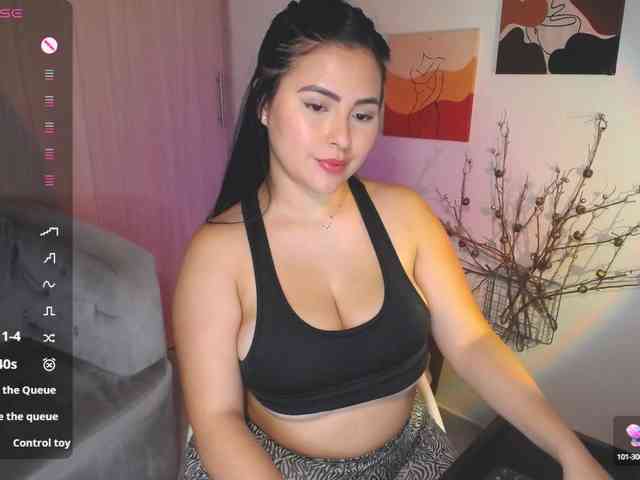 Zoebolton1 webcam