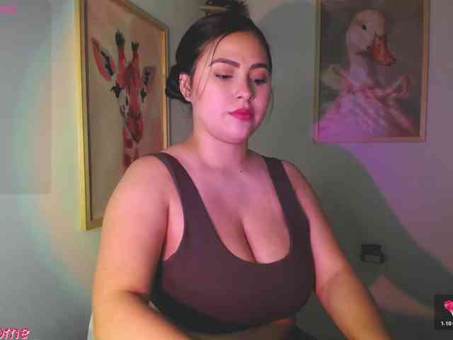 Zoebolton1 webcam