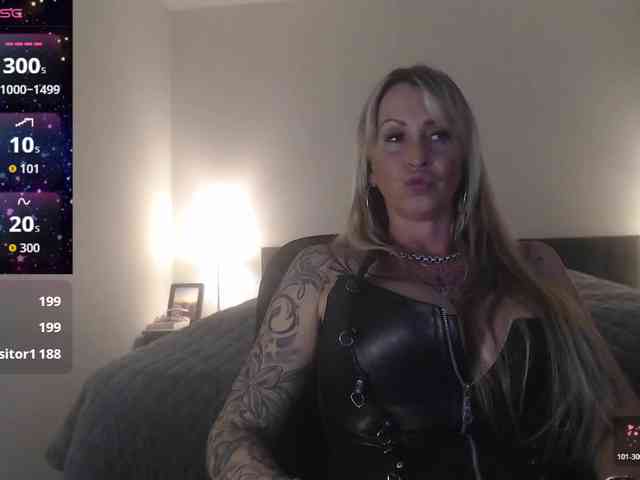 MissDajana webcam