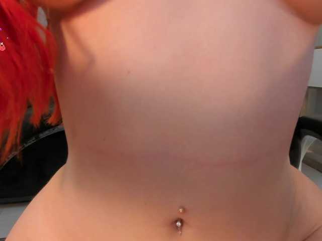 MadelineFox's BongaCams show and profile