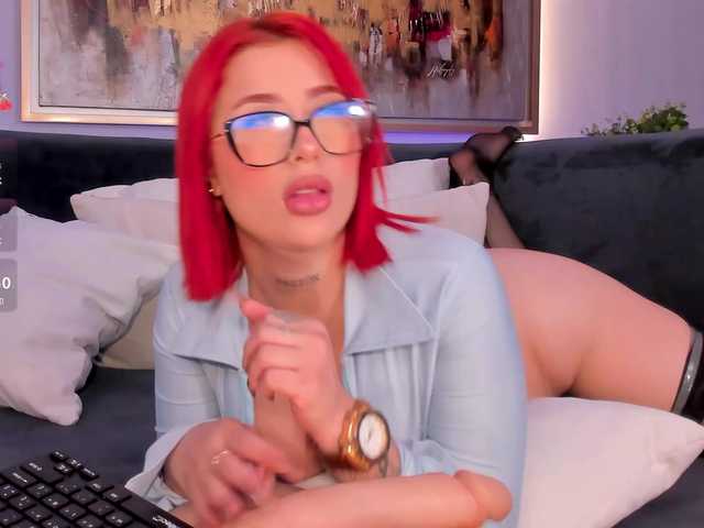 MadelineFox's BongaCams show and profile