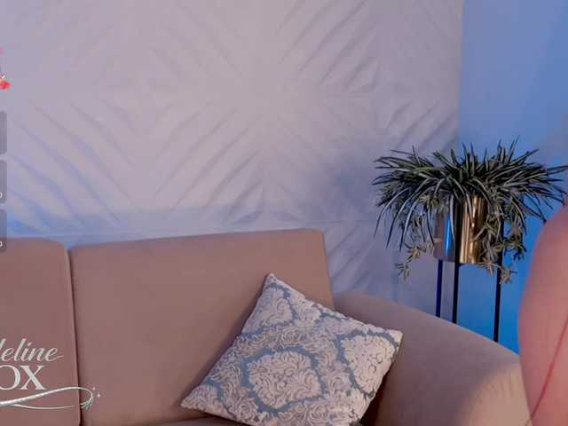 MadelineFox's BongaCams show and profile