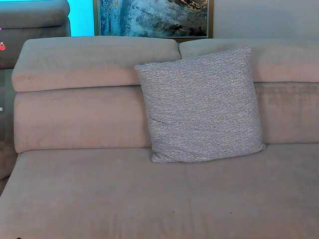 MadelineFox's BongaCams show and profile