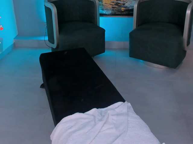 MadelineFox from BongaCams