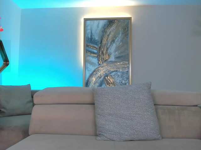 MadelineFox's BongaCams show and profile