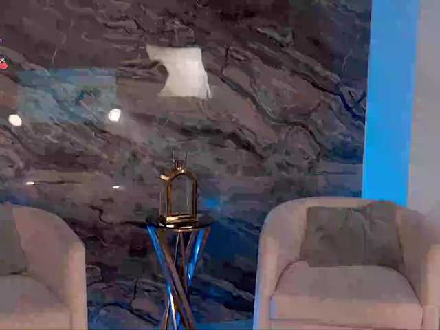 MadelineFox's BongaCams show and profile