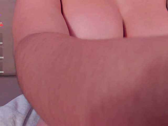 MadelineFox's BongaCams show and profile