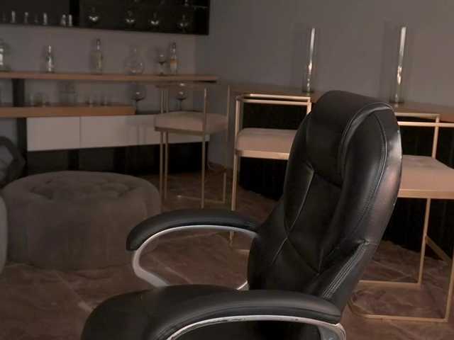 MadelineFox's BongaCams show and profile