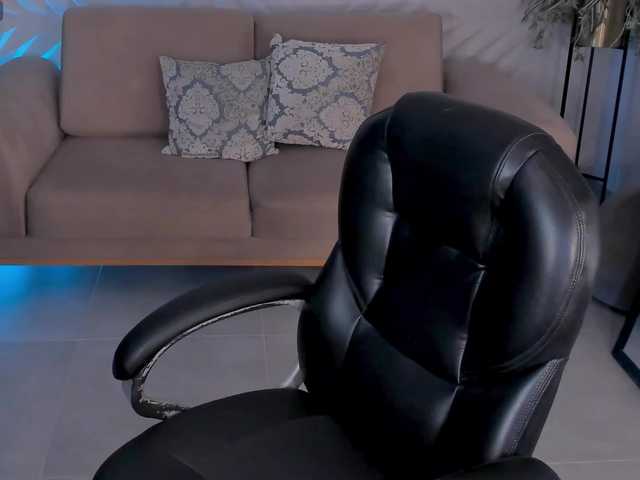 MadelineFox live cam