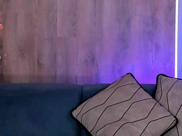 MadelineFox MadelineFox