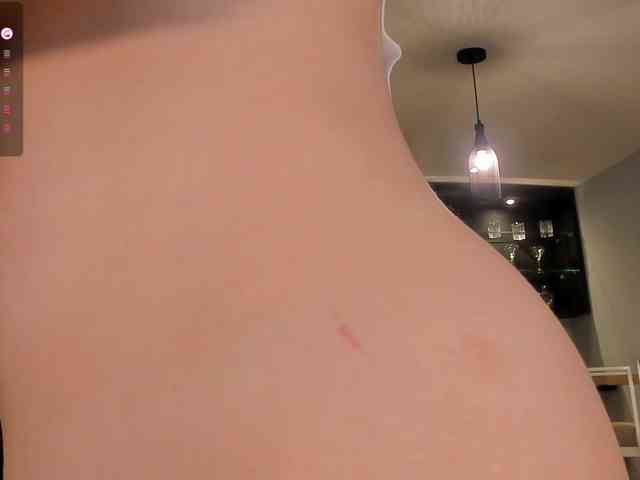 live cam room MadelineFox
