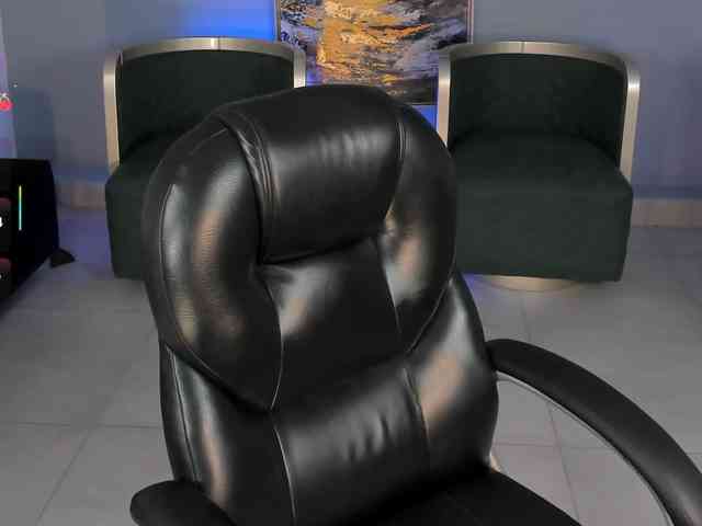 MadelineFox MadelineFox