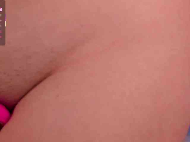 MadelineFox webcam