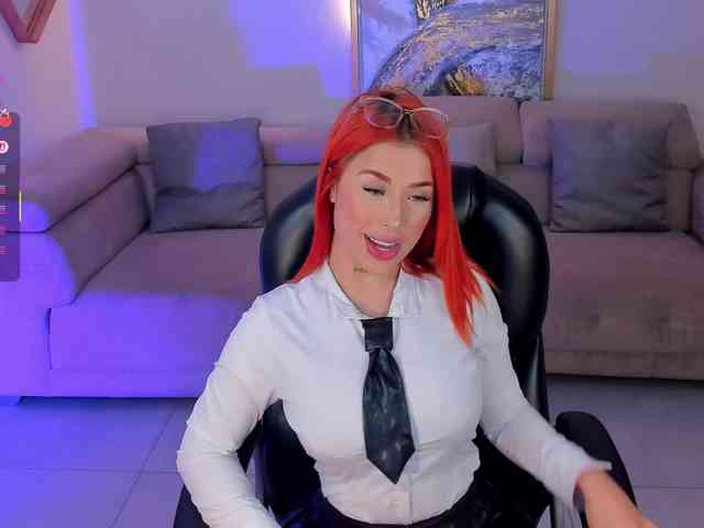 nude amateur live MadelineFox