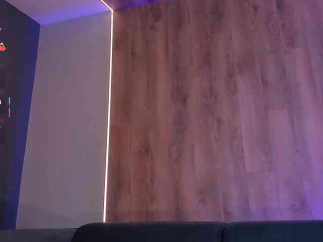 MadelineFox MadelineFox