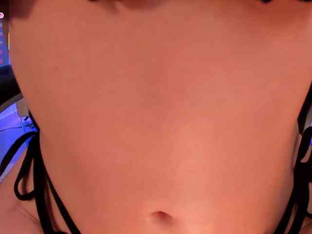MadelineFox webcam