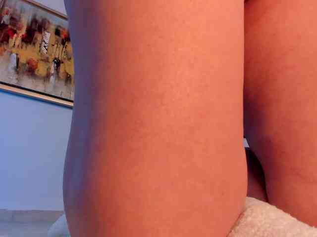 MadelineFox webcam