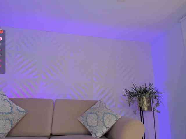 online live sex show MadelineFox