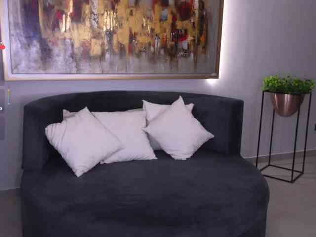 MadelineFox MadelineFox