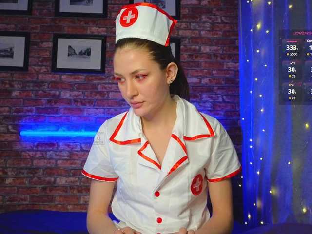 Fancymeee's BongaCams show and profile