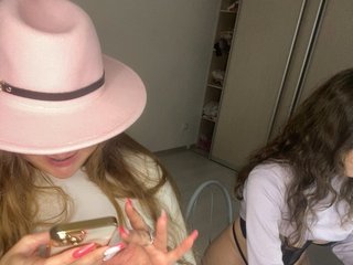 Bonne-Aurore Porn Show