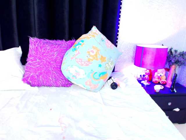 JelanyBankol's BongaCams show and profile