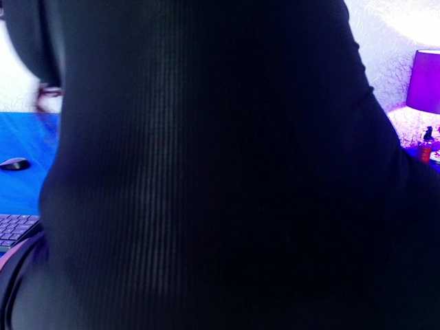 JelanyBankol from BongaCams