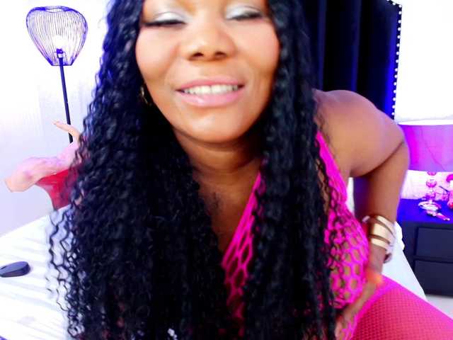 JelanyBankol's BongaCams show and profile