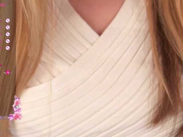 ilittleheara from BongaCams is Freechat