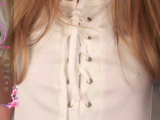 ilittleheara's BongaCams show and profile