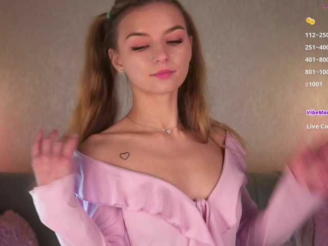 ilittleheara's BongaCams show and profile