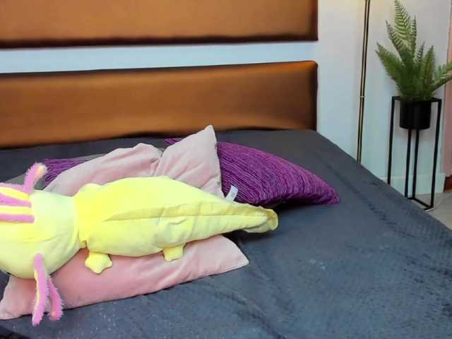 KatniseBabe's BongaCams show and profile