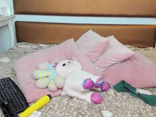 KatniseBabe KatniseBabe