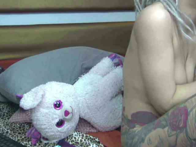 KatniseBabe KatniseBabe