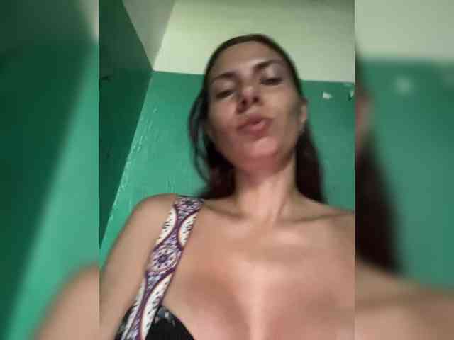amateur nude webcam StasyaLike